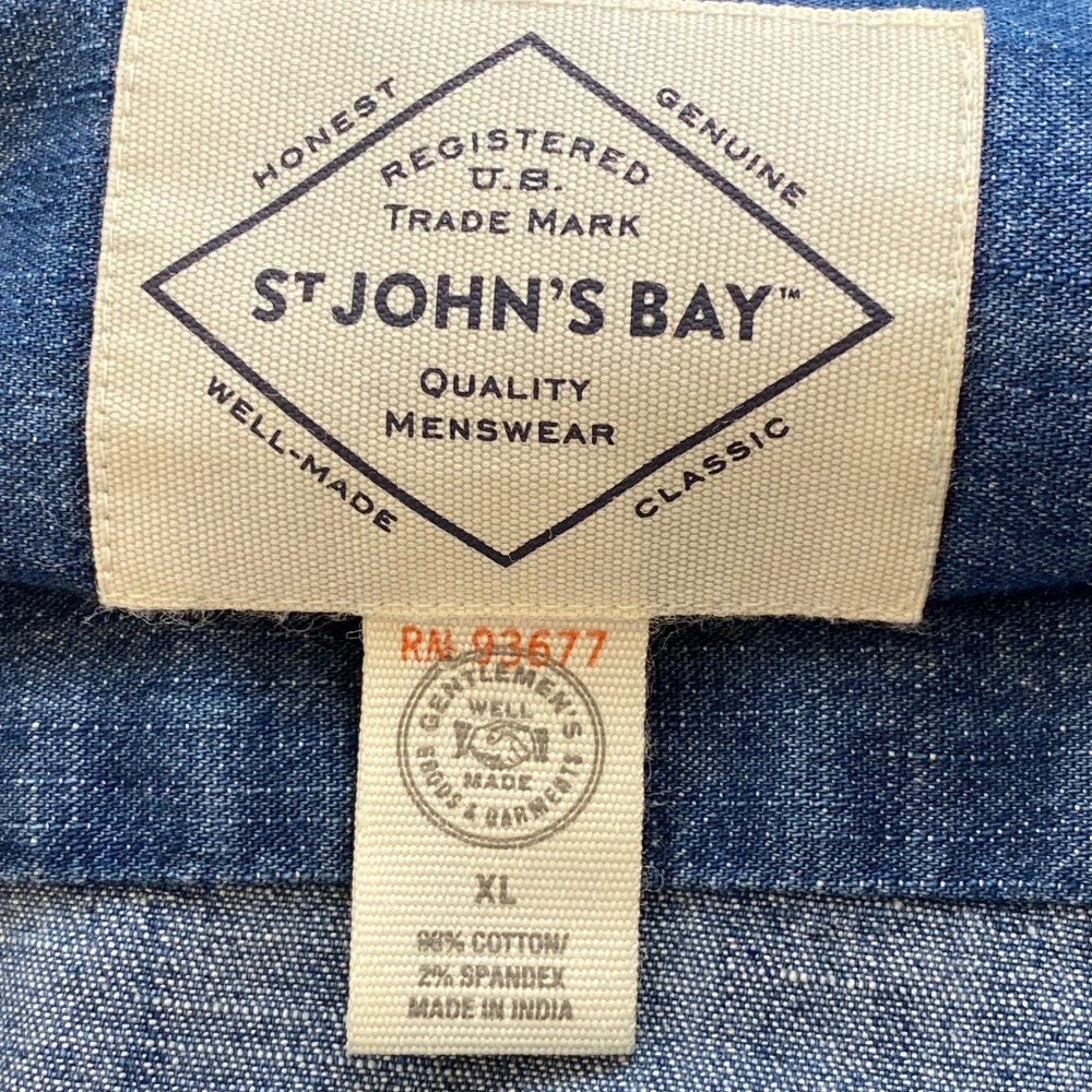 Vintage St Johns Bay Men Denim Button Down Shirt Size XL Classic Chambray Pocket - Picture 4 of 8
